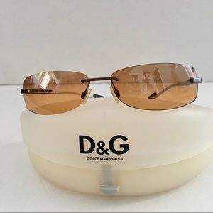 NWOT-DOLCE & GABBANA SUNGLASSES